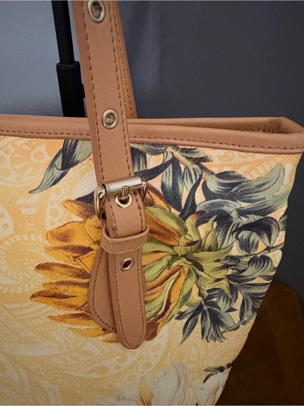 Sharif 1827 Large Sunflower Floral Saffiano Shopper Tote Bag - Picture 5 of 13
